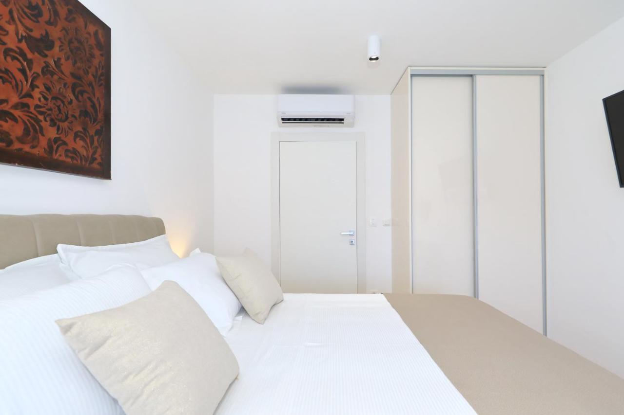 Penthouse Diem - Private Pool With Sea View Zadar Exteriör bild